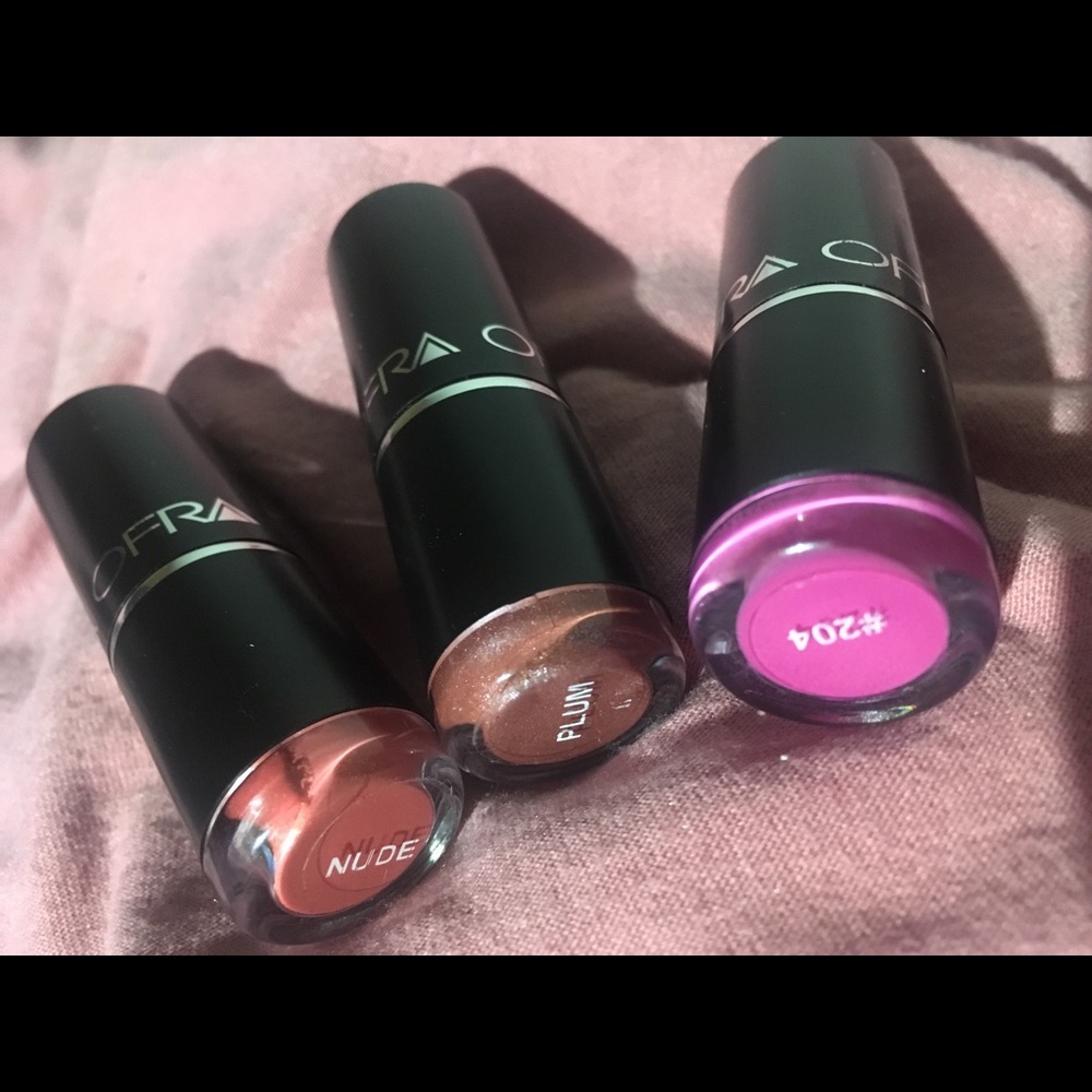 Massive makeup lot